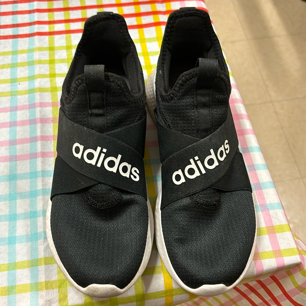 Adidas slip on